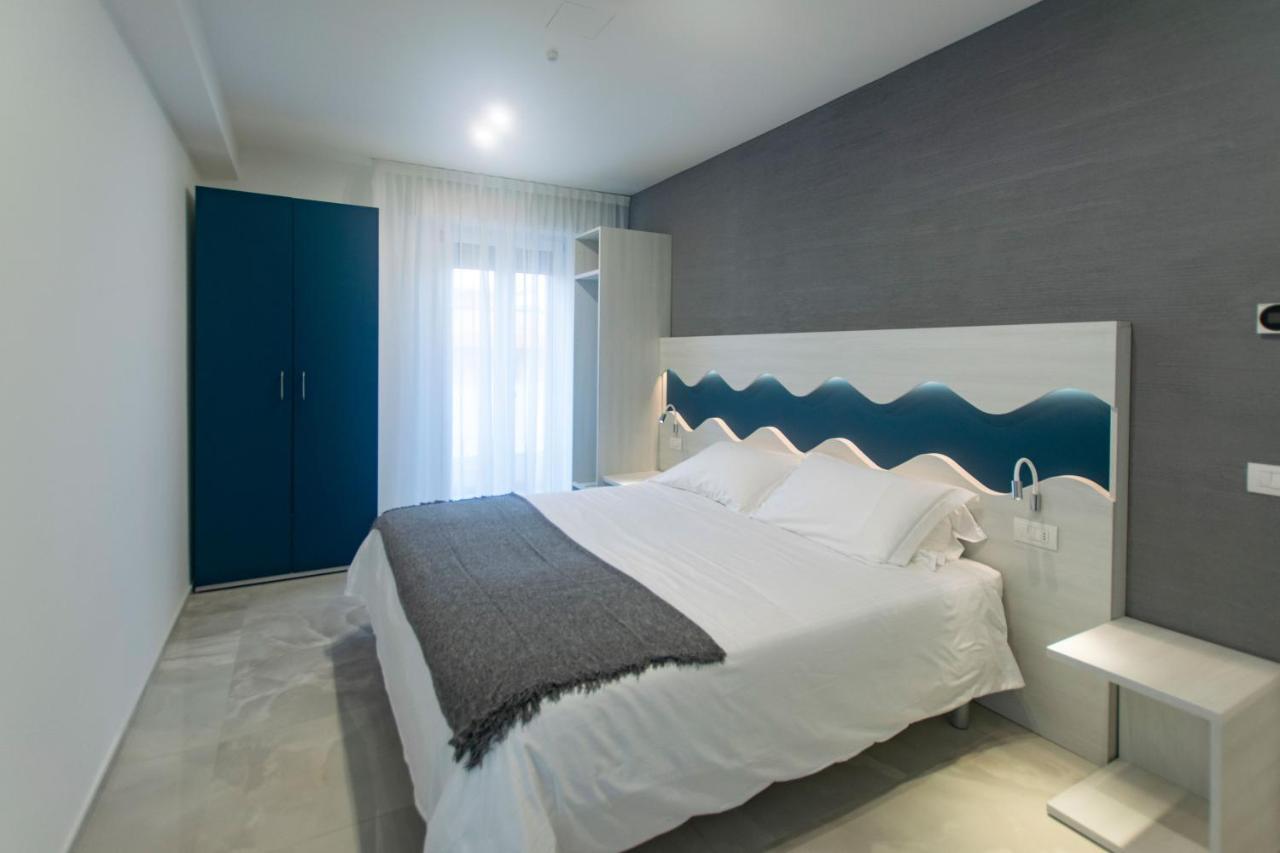 Residence Flow-R Riccione Eksteriør billede
