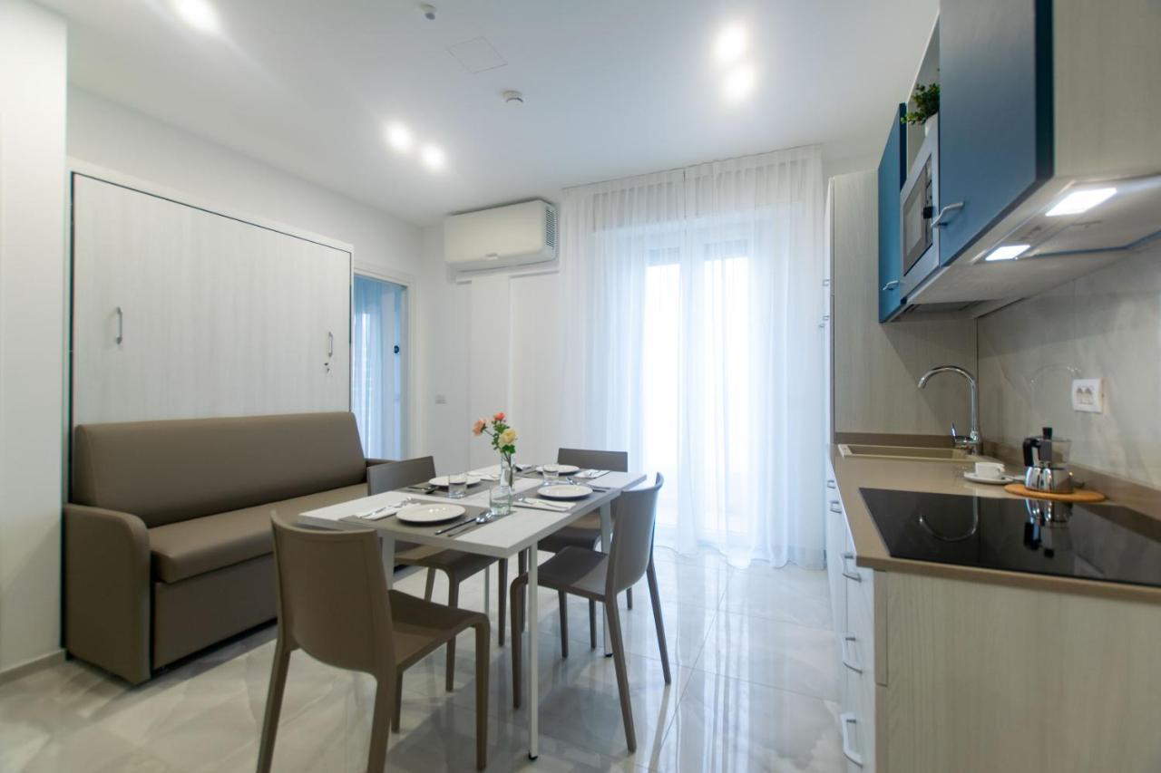 Residence Flow-R Riccione Eksteriør billede