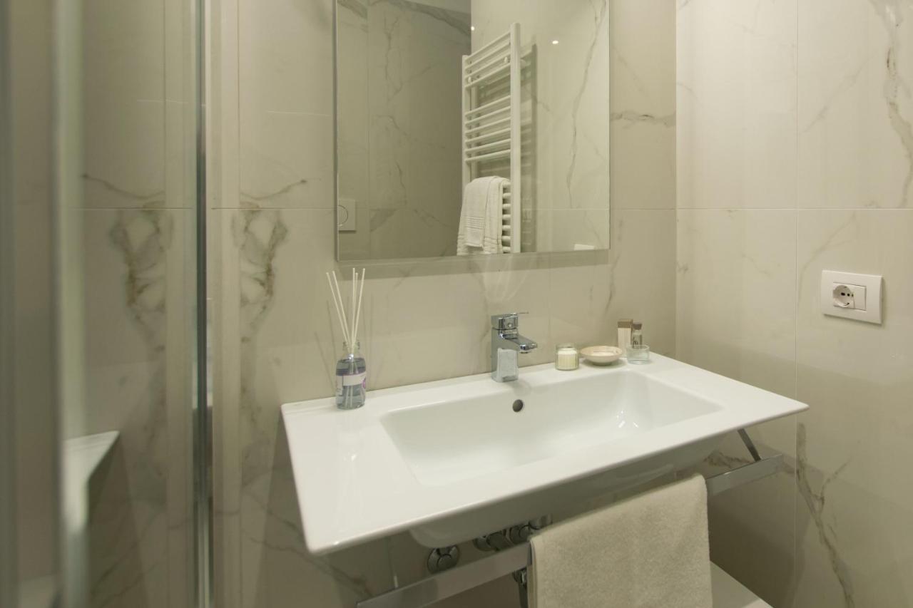 Residence Flow-R Riccione Eksteriør billede