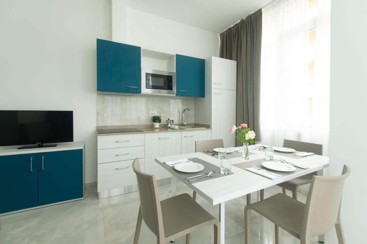 Residence Flow-R Riccione Eksteriør billede