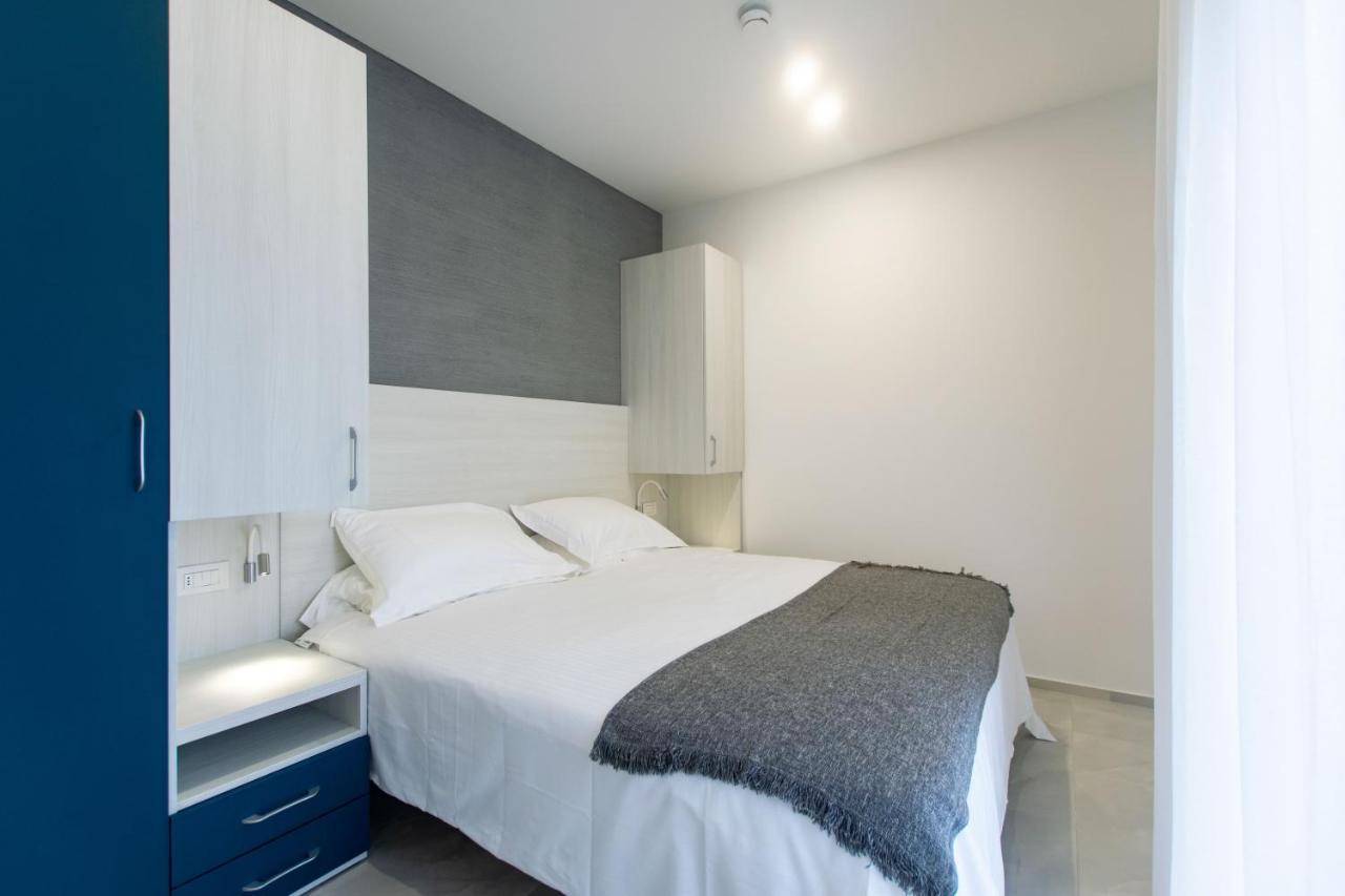Residence Flow-R Riccione Eksteriør billede