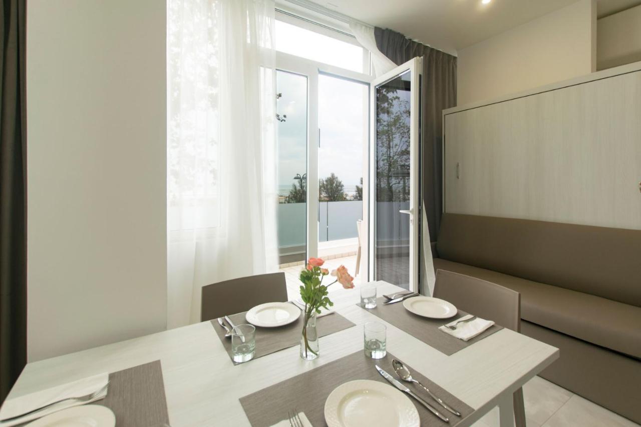 Residence Flow-R Riccione Eksteriør billede