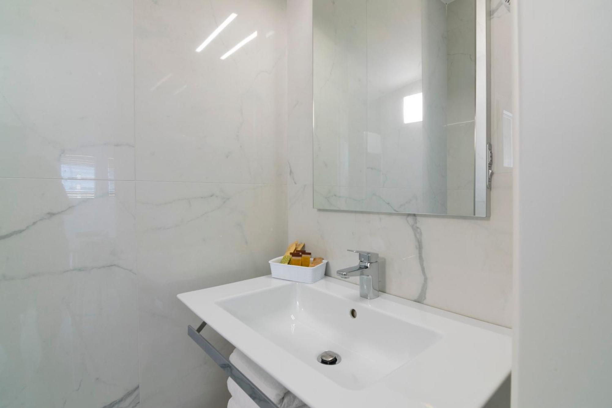 Residence Flow-R Riccione Eksteriør billede